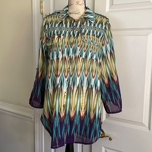 Sunny Leigh buttons down shirt